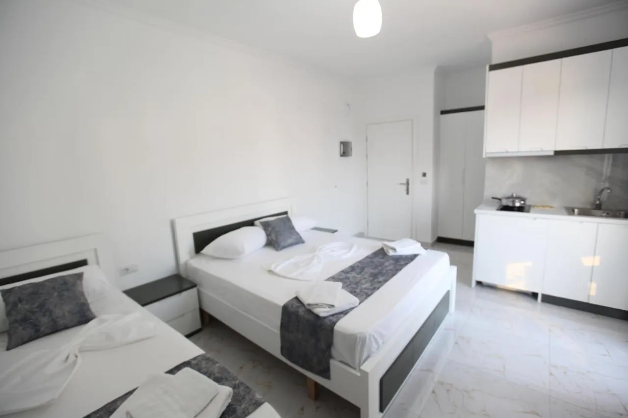 Vila Mucodemi Apartment Ksamil
