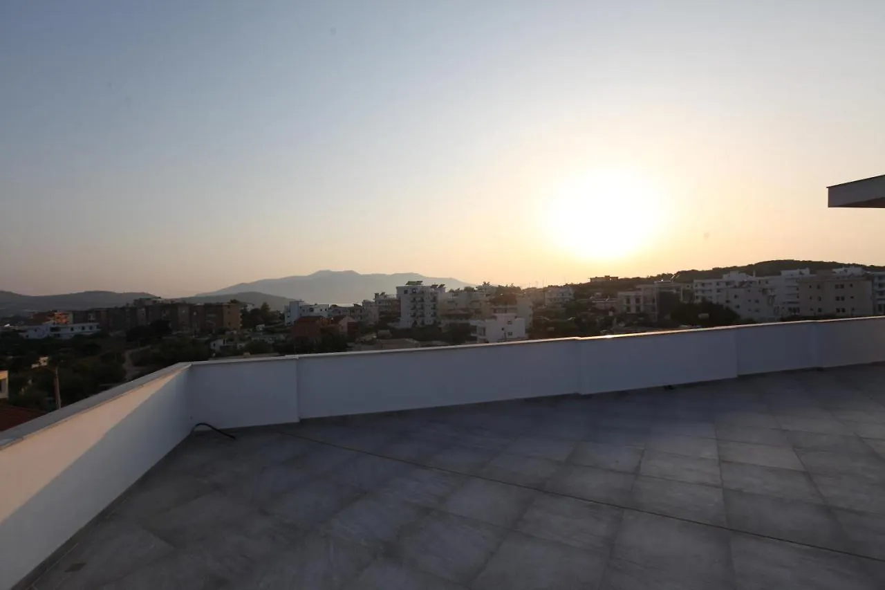 Vila Mucodemi 0*, Ksamil Albania