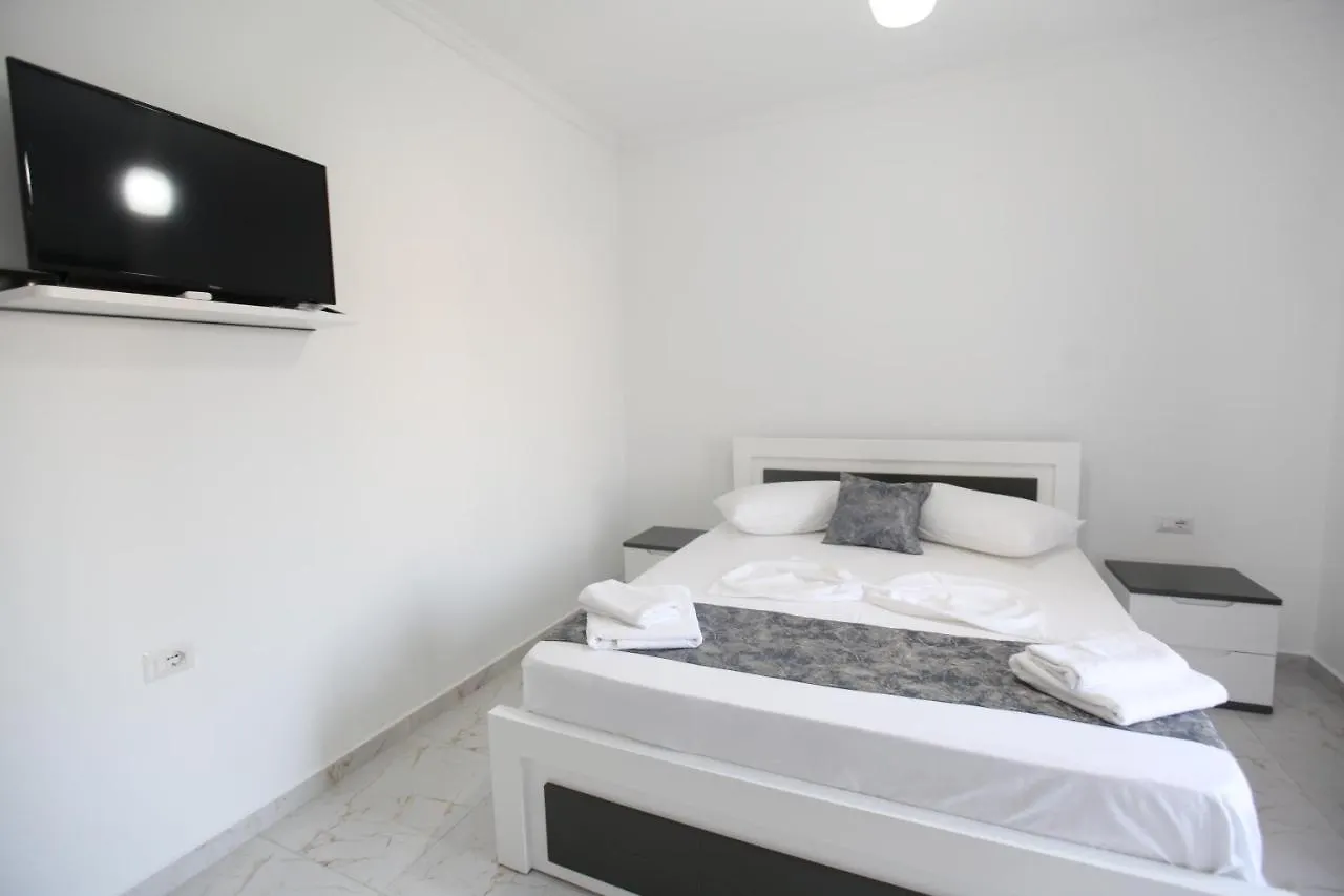 Apartment Vila Mucodemi Albania