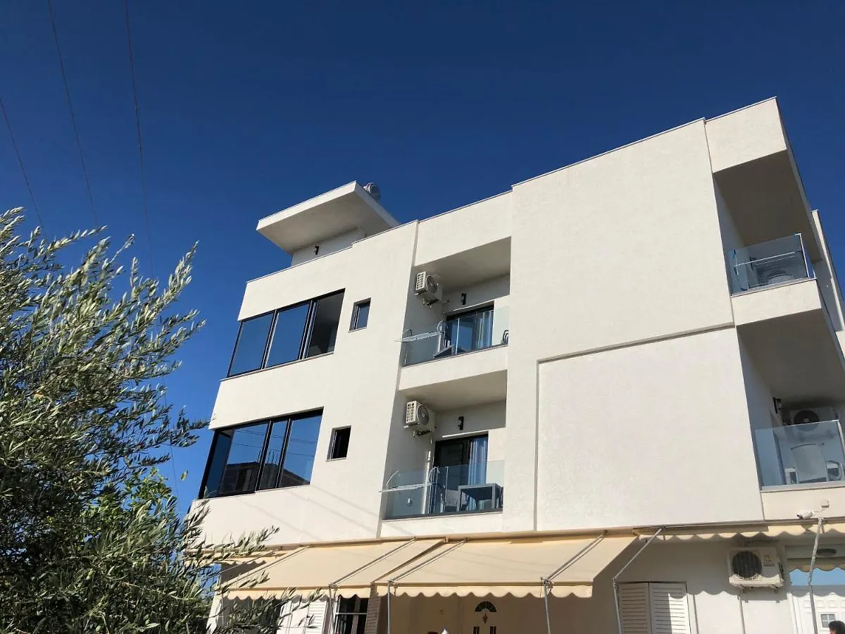 Apartment Vila Mucodemi